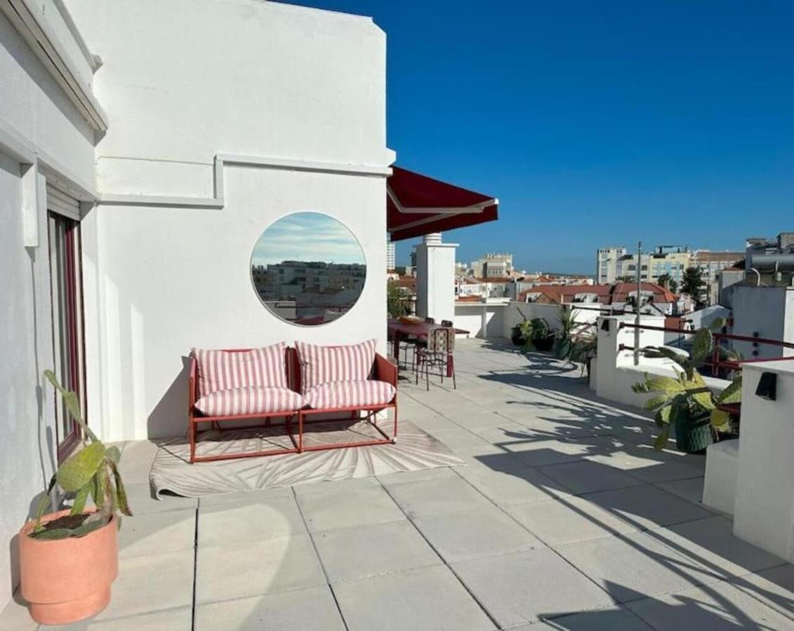 Apartment Groovy Caparica Gem With Large Sunny Terrace *